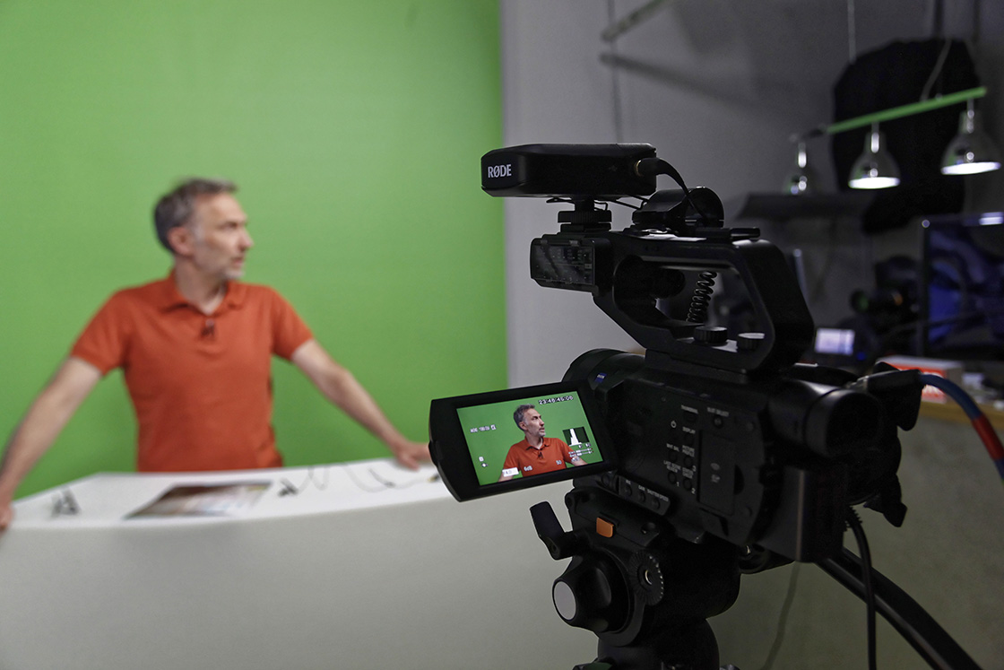 image du studio gauche